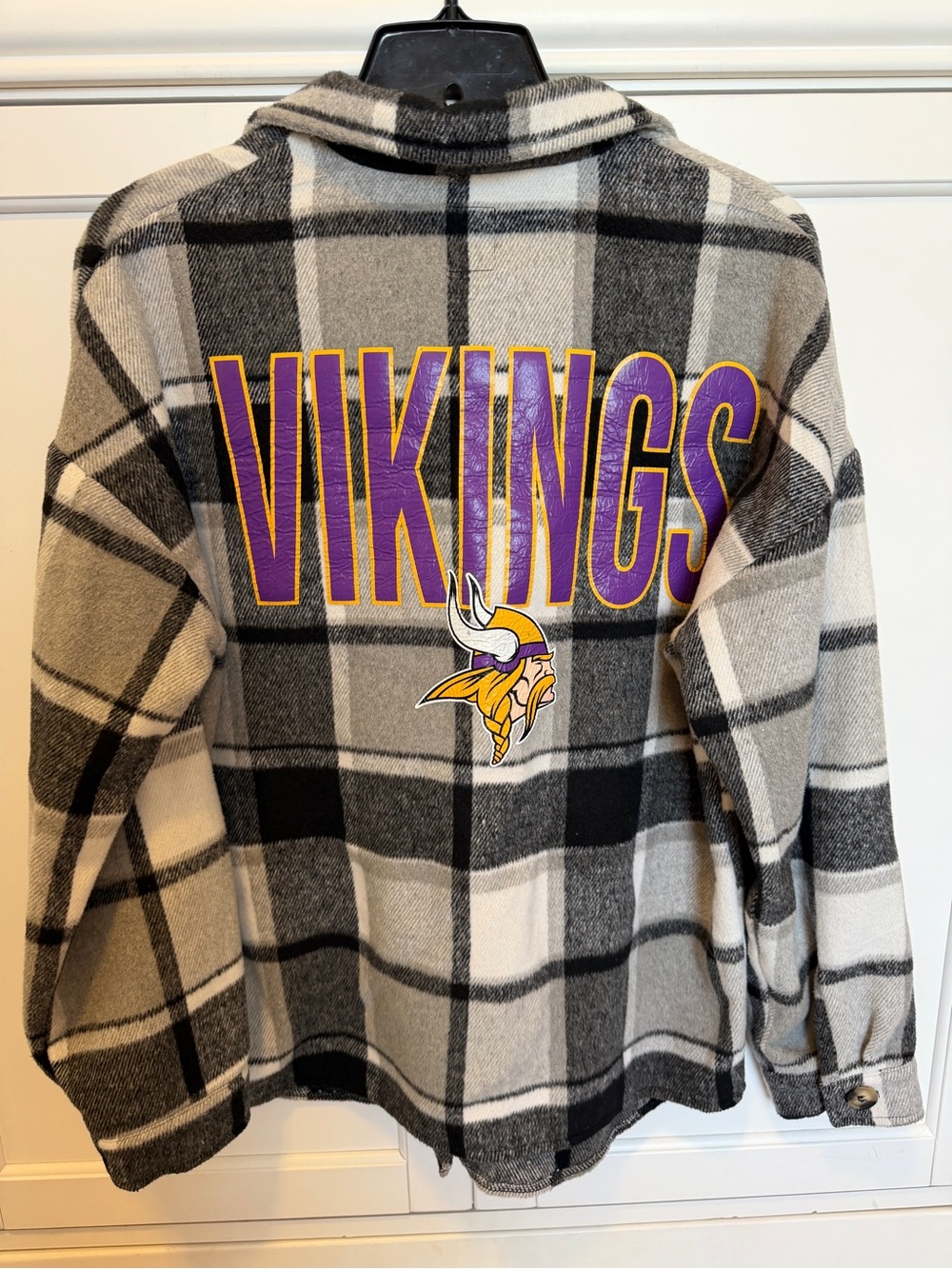 Vikings Plaid Flannel Shirt Jacket - Gray/Black/Cream- M